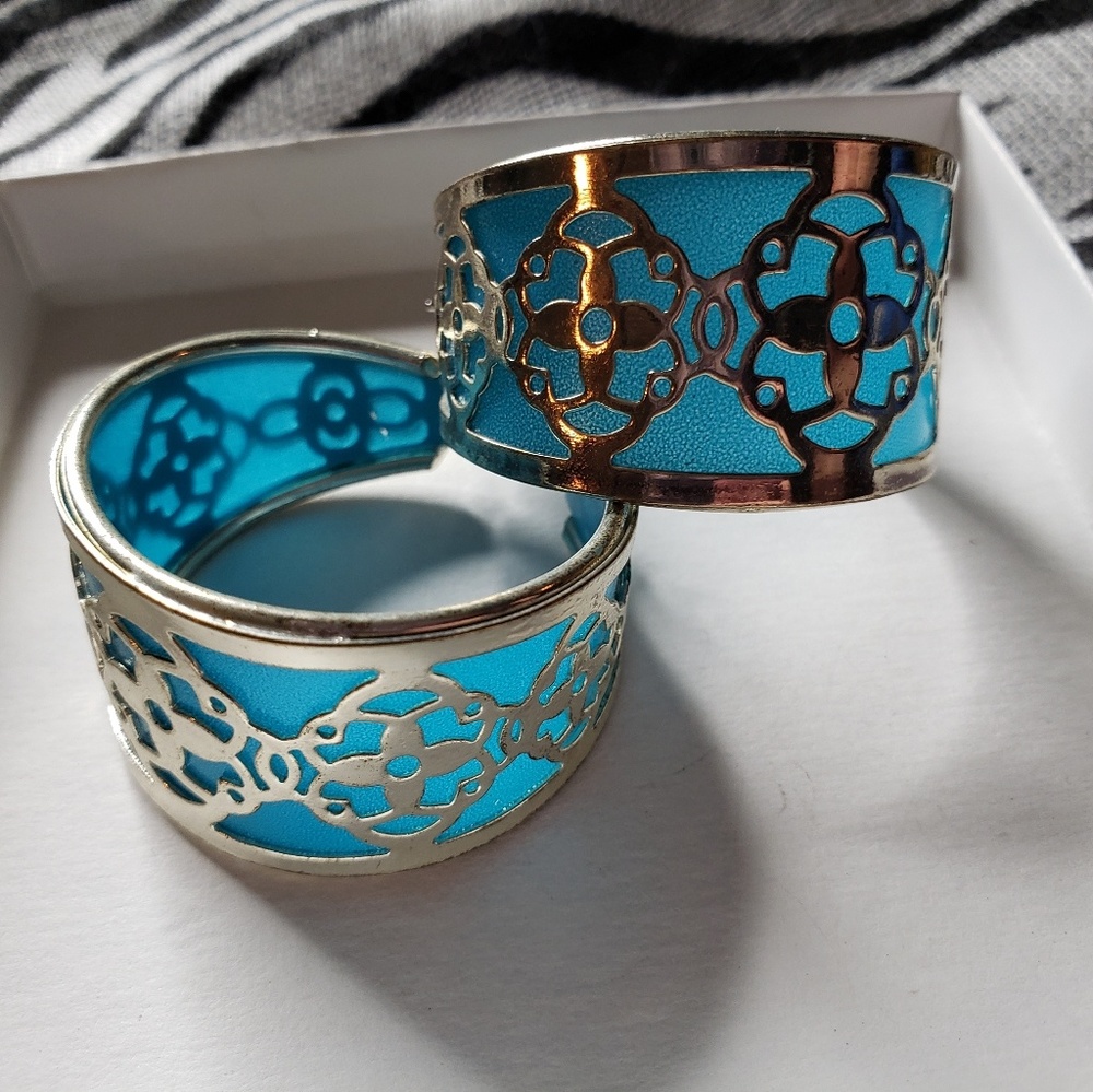 Women's Hoop Earrings